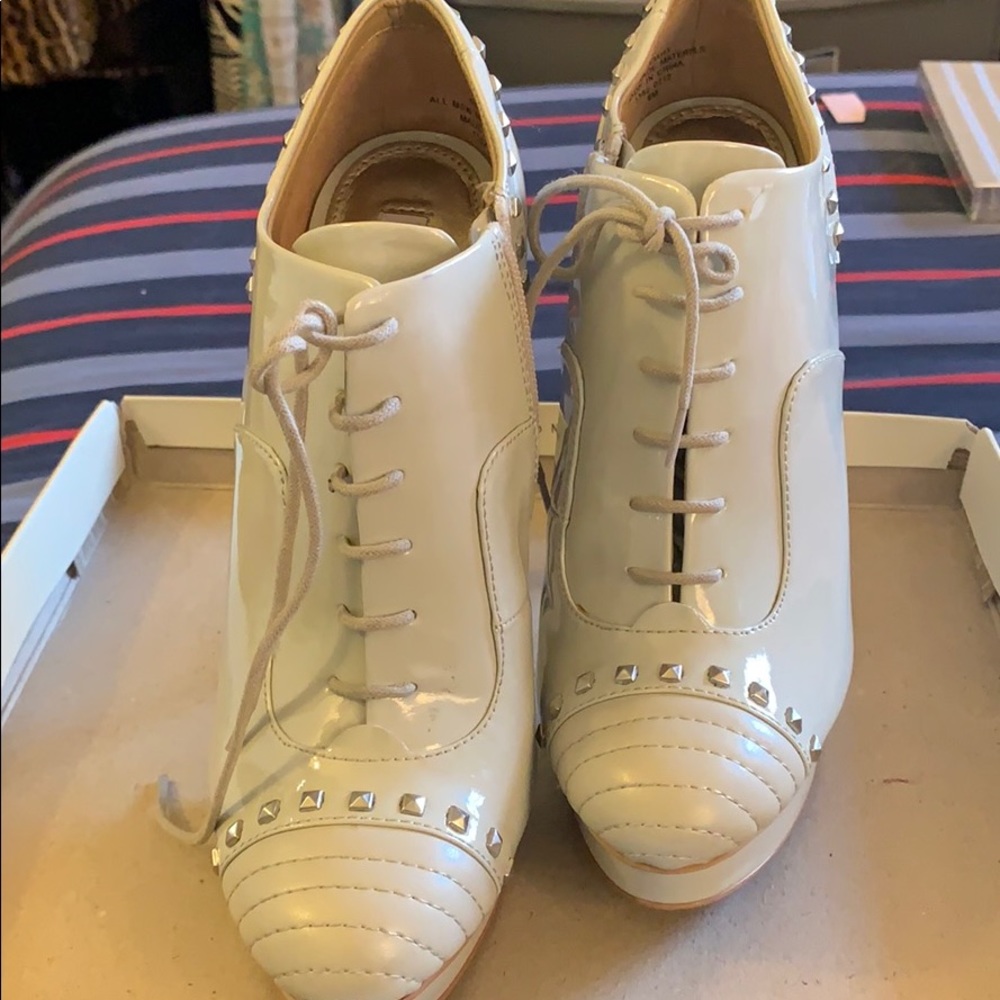 Diva pumps